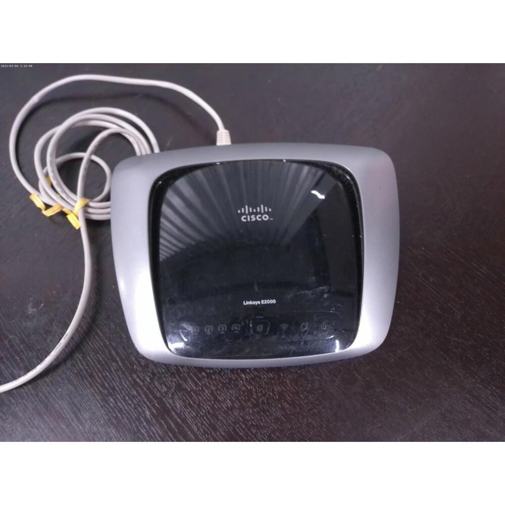 Linksys E2000 Advanced Wireless-N Router Cisco Dual-Band Gigabit Ethernet Ports